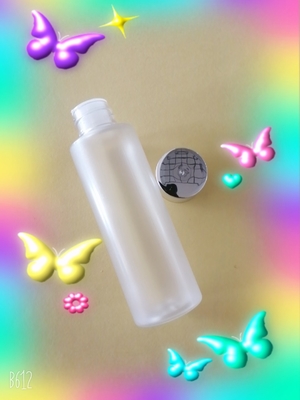 Le cosmétique durable met en plastique en bouteille, bouteille légère de lotion d'ANIMAL FAMILIER d'OEM